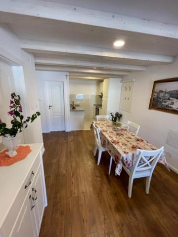 Apartment Concetta Cres Zewnętrze zdjęcie
